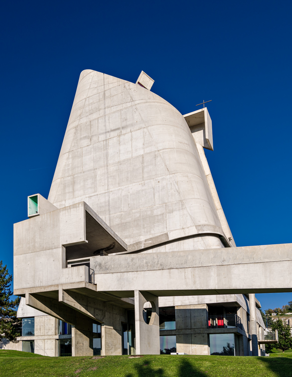 Visite libre de la Maison de la Culture et de l'église Saint-Pierre  (Site Le Corbusier)