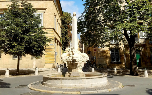 Visite guidée : Places et fontaines, les joyaux d'Aix-en-Provence (CulturMoov Aix-en-Provence)